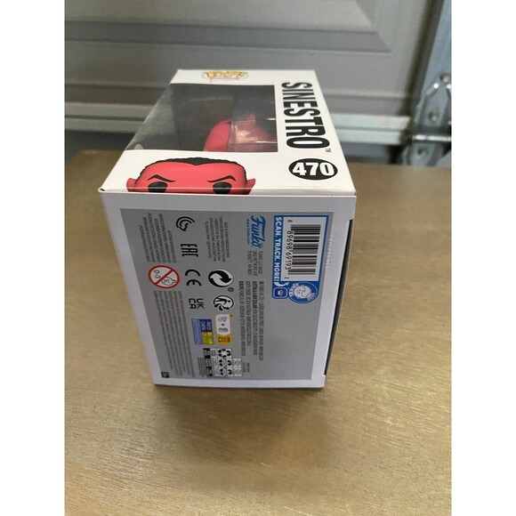 DC Green Lantern Sinestro #470 Funko Exclusive Pop - Picture 5 of 6